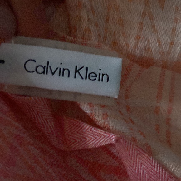 Calvin Klein Salmon Pink Shawl Scarf Size 70”LX27”W - Picture 4 of 5